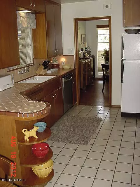 4201 E Catalina Dr, Phoenix, AZ 85018 photo 13
