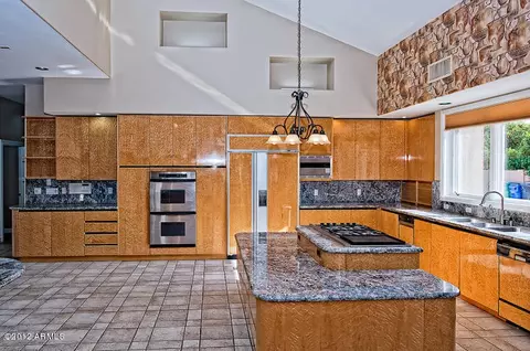 4548 E Fairfield Cir, Mesa, AZ 85205 photo 8