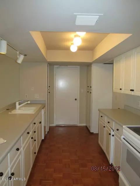 4802 E Ahwatukee Dr, Phoenix, AZ 85044 photo 8