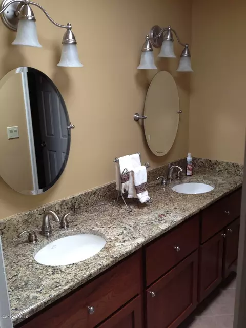 4046 E Round Hill Dr, Phoenix, AZ 85028 photo 6