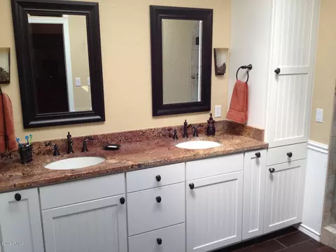 4046 E Round Hill Dr, Phoenix, AZ 85028 photo 7