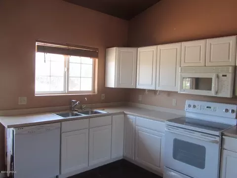 17613 E Sanoque Blvd, Gilbert, AZ 85298 photo 3