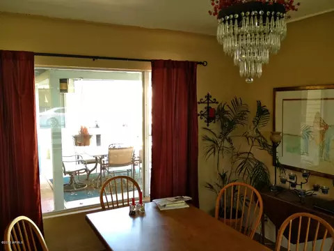 4252 N 33rd St, Phoenix, AZ 85018 photo 2