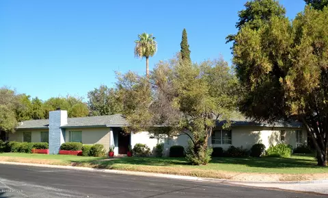 4252 N 33rd St, Phoenix, AZ 85018 photo 9