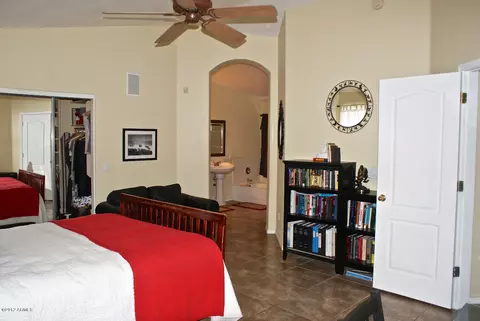 1122 E Liberty Ln, Gilbert, AZ 85296 photo 14