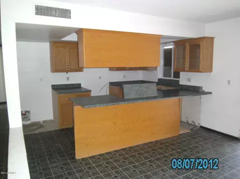 5967 W Mitchell Dr, Phoenix, AZ 85033 photo 11