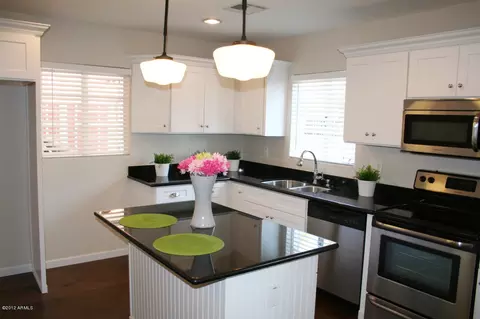 2906 E Cheery Lynn Rd, Phoenix, AZ 85016 photo 17