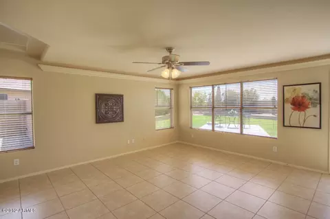 4857 E Abraham Ln, Phoenix, AZ 85054 photo 14