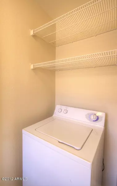 4857 E Abraham Ln, Phoenix, AZ 85054 photo 11