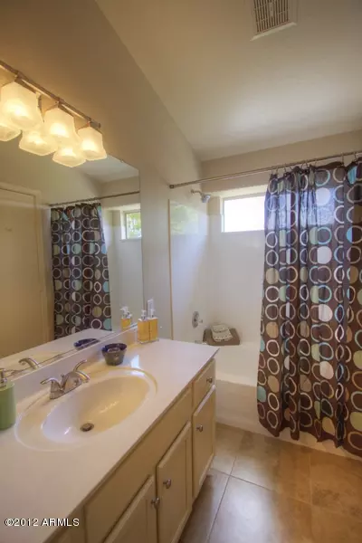 4857 E Abraham Ln, Phoenix, AZ 85054 photo 22