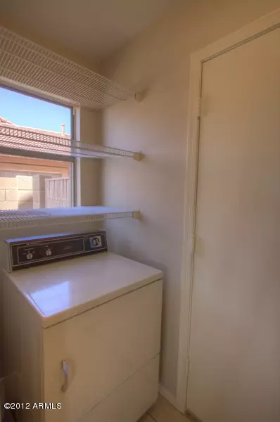 4857 E Abraham Ln, Phoenix, AZ 85054 photo 12