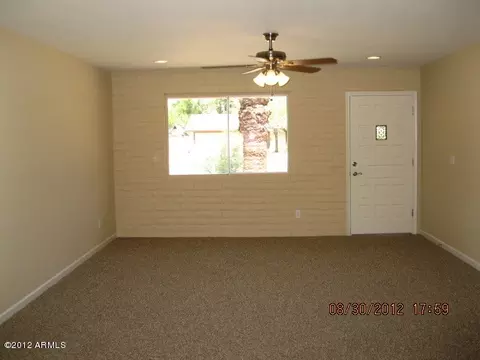 3825 E Cholla St, Phoenix, AZ 85028 photo 3