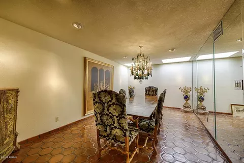 2412 E San Miguel Ave, Phoenix, AZ 85016 photo 14