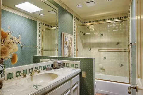 2412 E San Miguel Ave, Phoenix, AZ 85016 photo 21