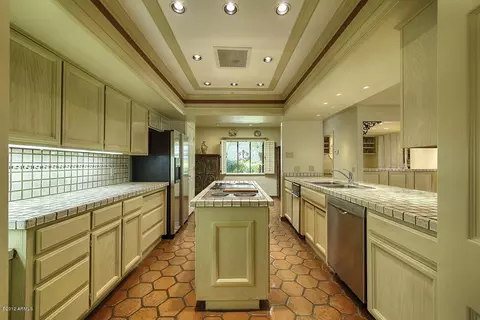 2412 E San Miguel Ave, Phoenix, AZ 85016 photo 15