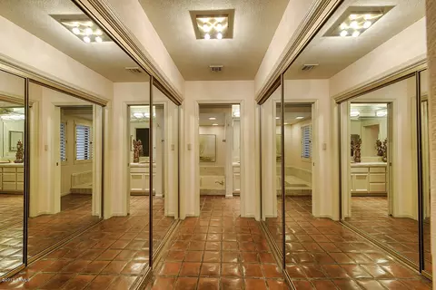 2412 E San Miguel Ave, Phoenix, AZ 85016 photo 27