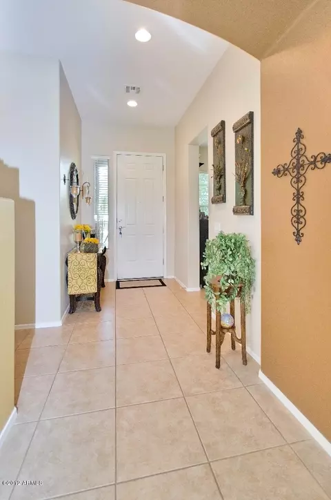 4692 E Narrowleaf Dr, Gilbert, AZ 85298 photo 5