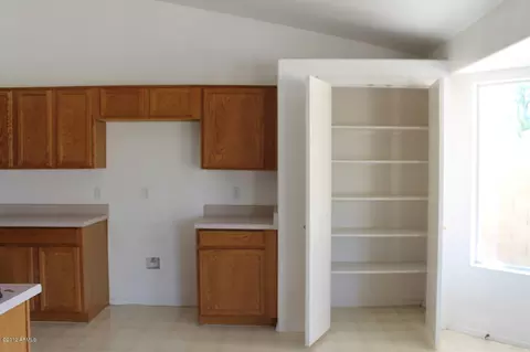 932 S Wanda Dr, Gilbert, AZ 85296 photo 7
