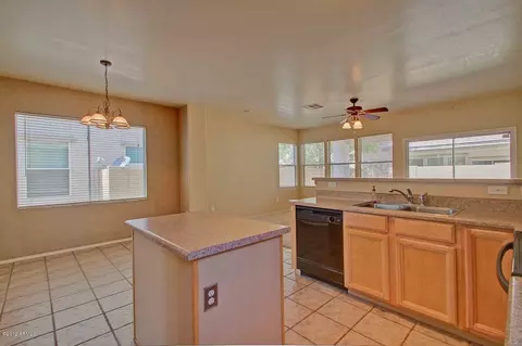 4232 E Betsy Ln, Gilbert, AZ 85296 photo 10