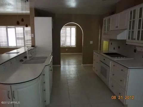 2101 E Sahuaro Dr, Phoenix, AZ 85028 photo 10