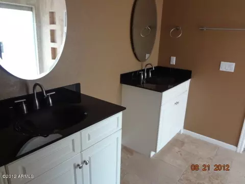 2101 E Sahuaro Dr, Phoenix, AZ 85028 photo 15