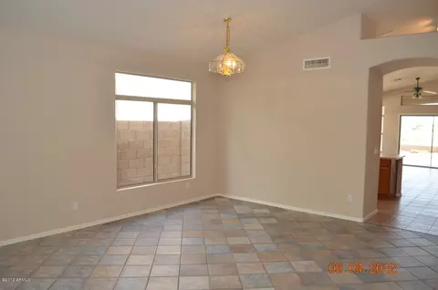 2015 E Creedance Blvd, Phoenix, AZ 85024 photo 2