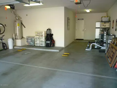3999 E Crest Ln, Phoenix, AZ 85050 photo 30
