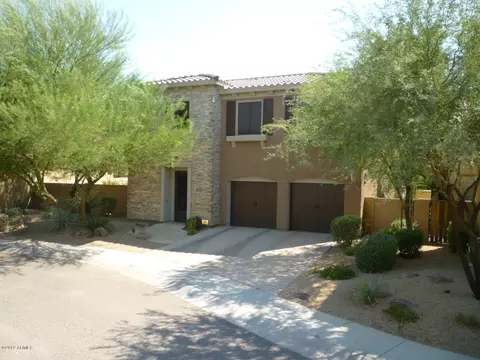 3999 E Crest Ln, Phoenix, AZ 85050 photo 1