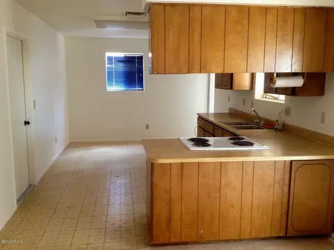 1390 S Saguaro Dr, Apache Junction, AZ 85120 photo 4