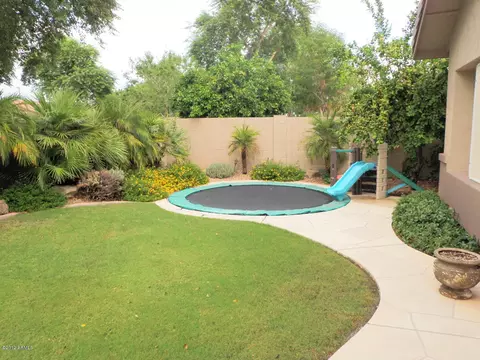 704 E Hampton Ct, Gilbert, AZ 85295 photo 12