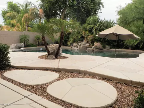 704 E Hampton Ct, Gilbert, AZ 85295 photo 10