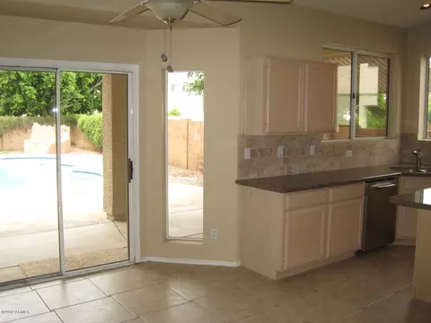 1836 W Redfield Rd, Gilbert, AZ 85233 photo 3