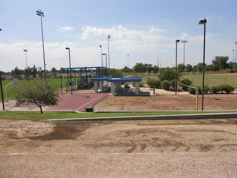 1121 S Roles Dr, Gilbert, AZ 85296 photo 44