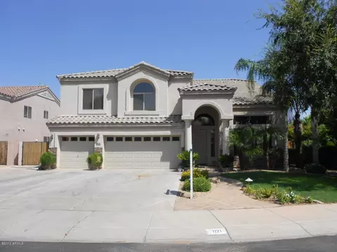 1121 S Roles Dr, Gilbert, AZ 85296 photo 1