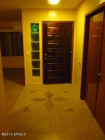 2104 E Manhatton Dr, Tempe, AZ 85282 photo 7