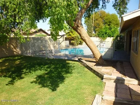 2104 E Manhatton Dr, Tempe, AZ 85282 photo 46
