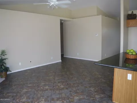 1669 S Cardinal Dr, Apache Junction, AZ 85120 photo 4