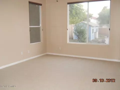 146 E Constitution Ct, Gilbert, AZ 85296 photo 6