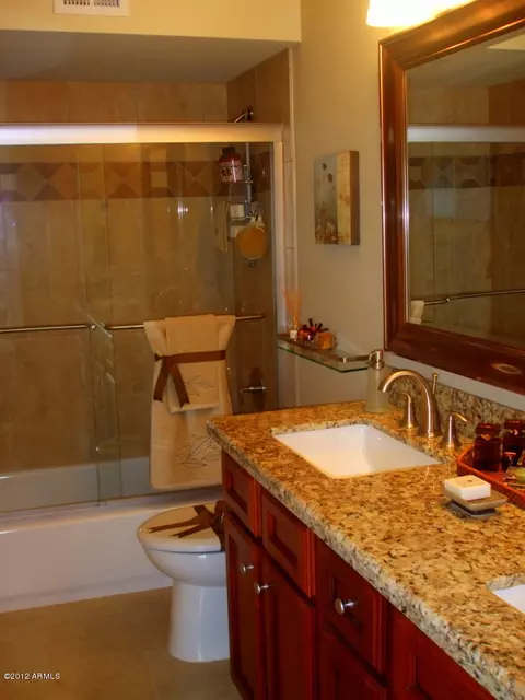 3402 E Angela Dr, Phoenix, AZ 85032 photo 9