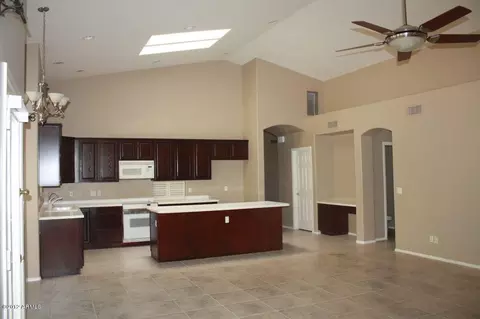 1926 E Marilyn Rd, Phoenix, AZ 85022 photo 4
