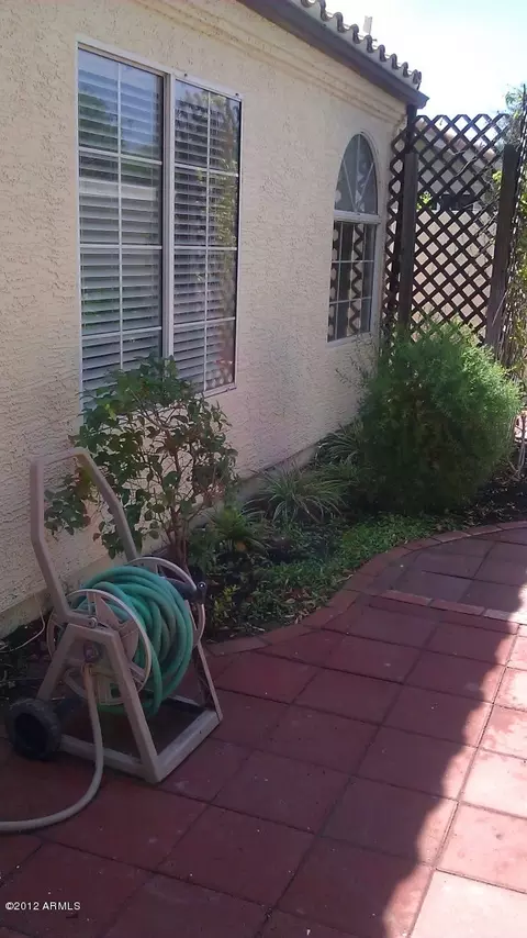 4344 E Windmere Dr, Phoenix, AZ 85048 photo 2