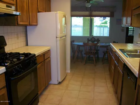 705 E Manhatton Dr, Tempe, AZ 85282 photo 9
