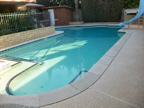 705 E Manhatton Dr, Tempe, AZ 85282 photo 4