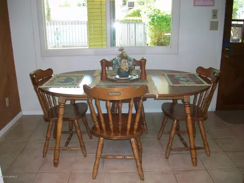 705 E Manhatton Dr, Tempe, AZ 85282 photo 8