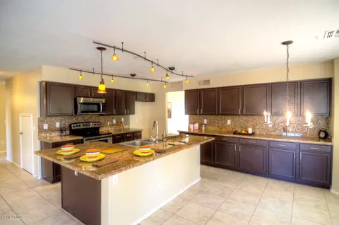 464 E Jasper Dr, Gilbert, AZ 85296 photo 4