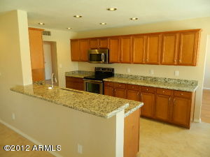 2648 E Cannon Dr, Phoenix, AZ 85028 photo 4