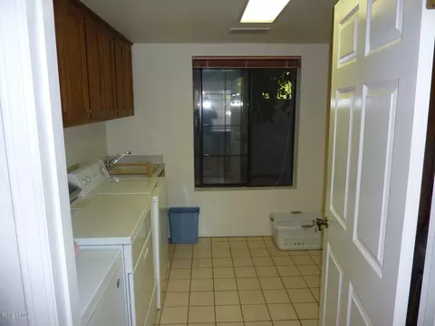 517 E Meadows Ln, Gilbert, AZ 85234 photo 14