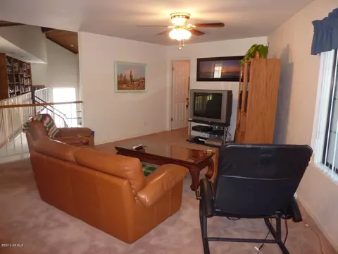 517 E Meadows Ln, Gilbert, AZ 85234 photo 10