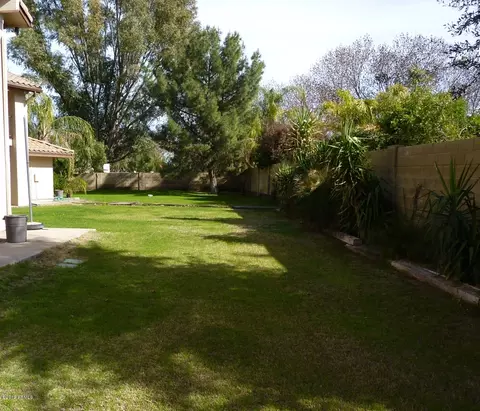 517 E Meadows Ln, Gilbert, AZ 85234 photo 18