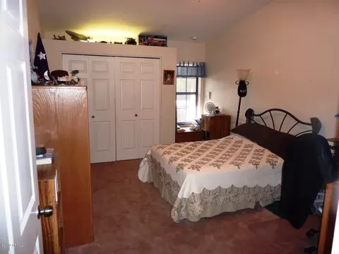 517 E Meadows Ln, Gilbert, AZ 85234 photo 6